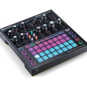 Novation Circuit Mono Station Paraphonic Synthesizer With Three Sequencer